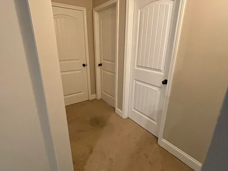 1201 Derby Ln — Photo 14