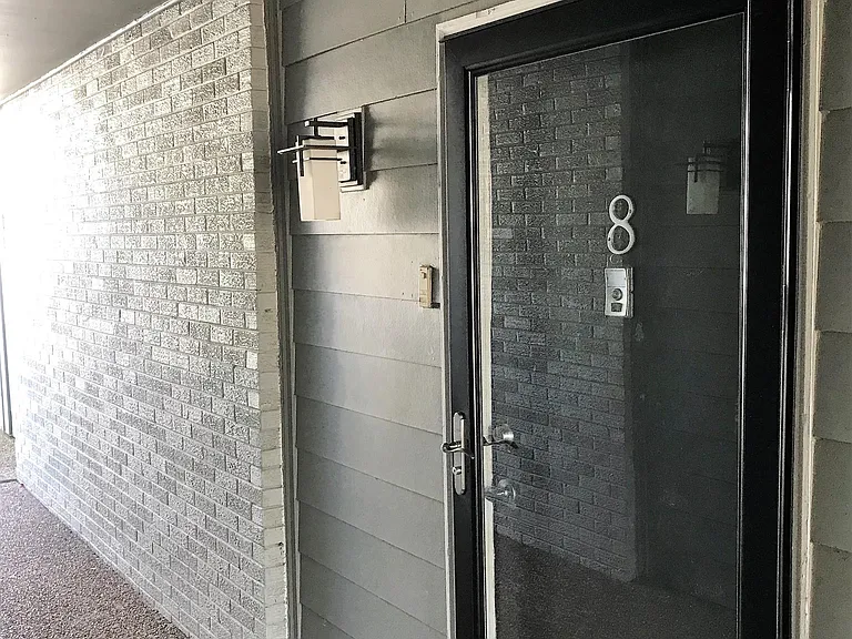 Townhouse X-8