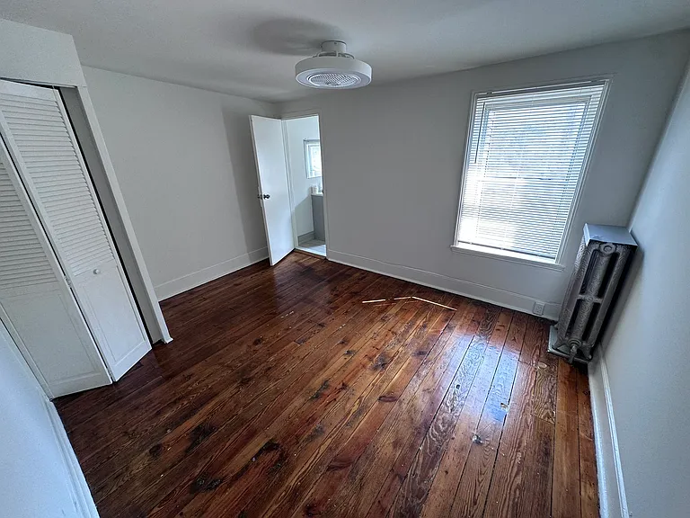 2229 E Ann St — Photo 16