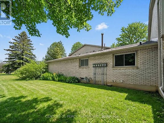 3rd image of 700 Paisley Rd #90