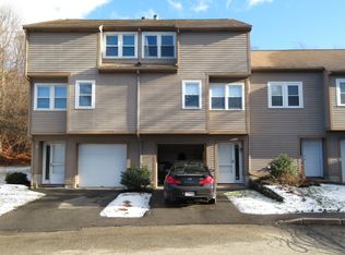 11 Griswold Dr #1B, Salem, MA 01970