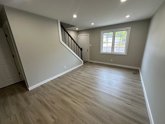 2nd image of 5186 Green Trace Ln