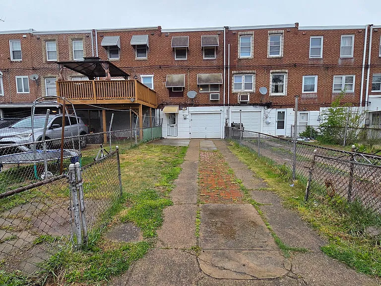 3342 Ashville St — Photo 13