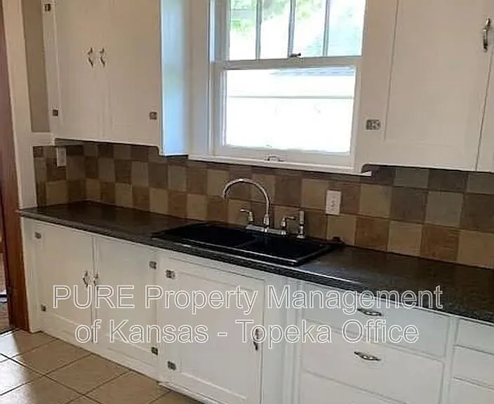 2219 SW Huntoon St — Photo 7