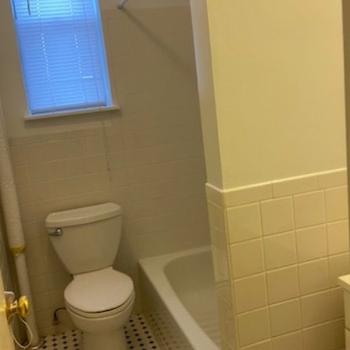 2nd image of 88 Van Sicklen St #Top