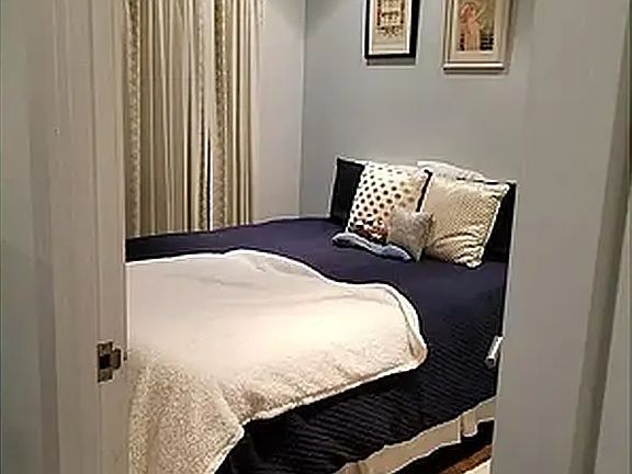 4th image of 411 Myrtle Ave APT 3A