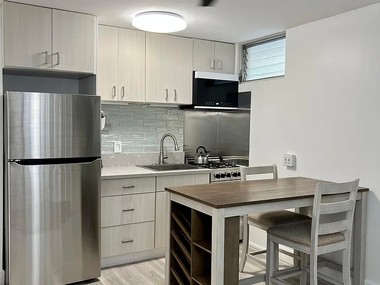 1867 Kaioo Dr #110 — Photo 6