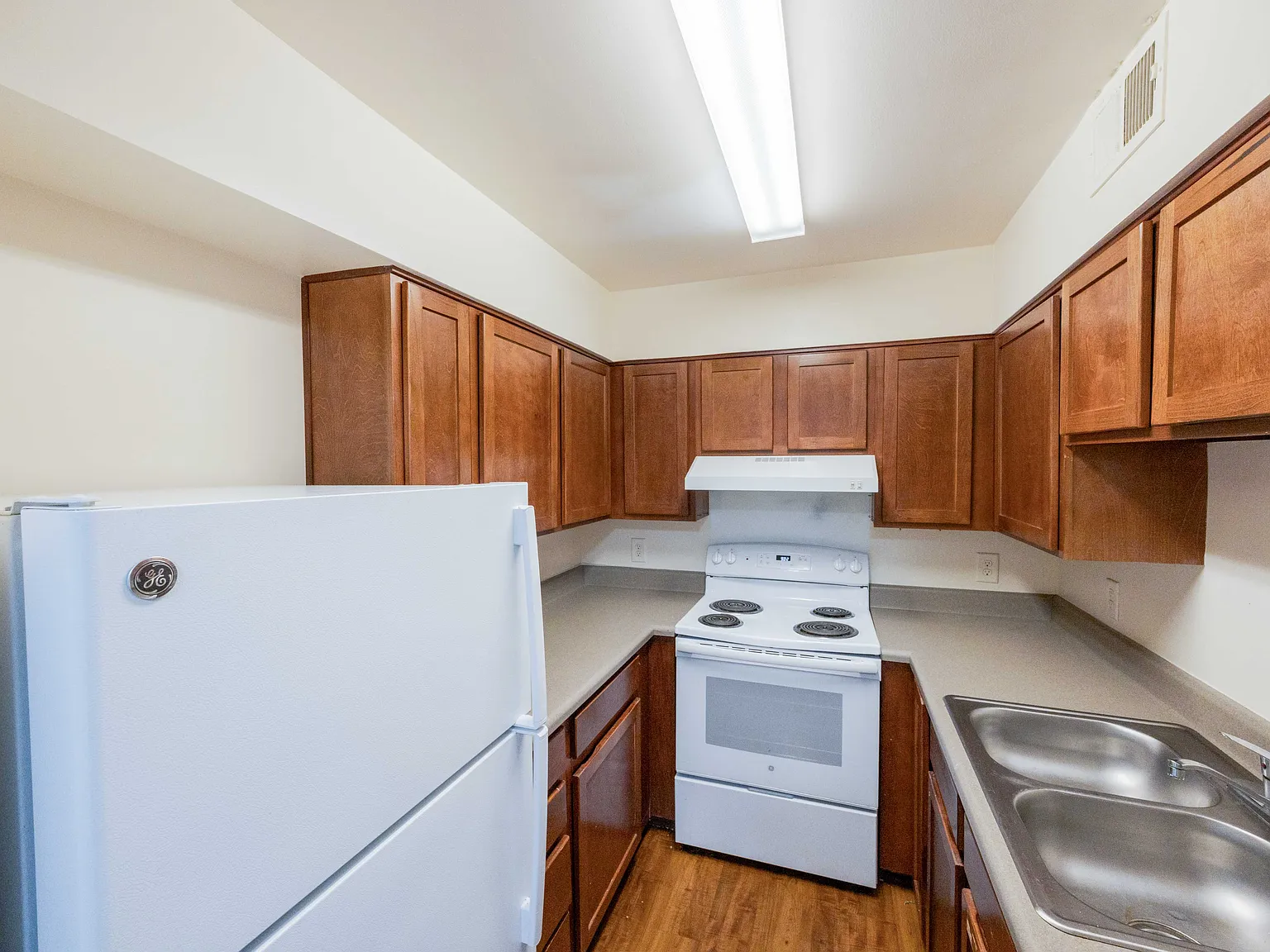 Marion Manor — Photo 4