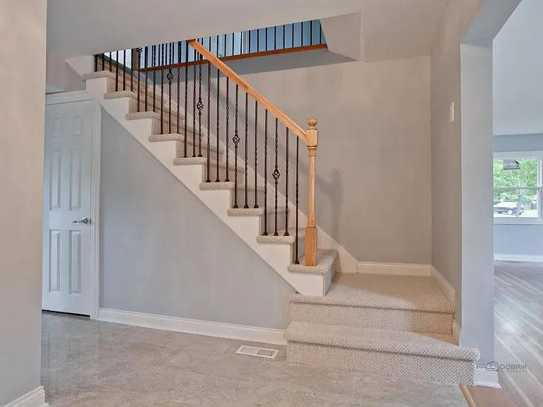 8 Bernard Ct — Photo 6