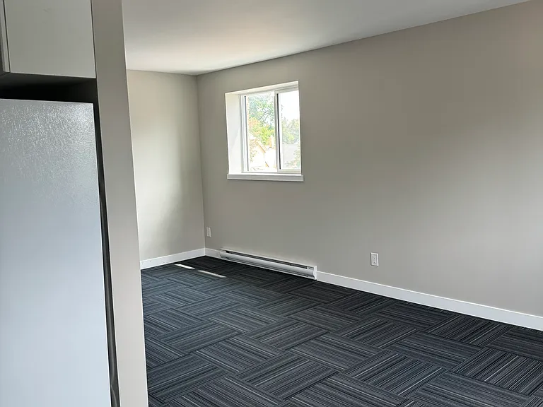 361 Powers St — Photo 7