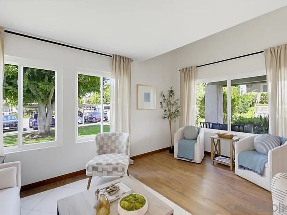 3rd image of 10854 Macouba Pl