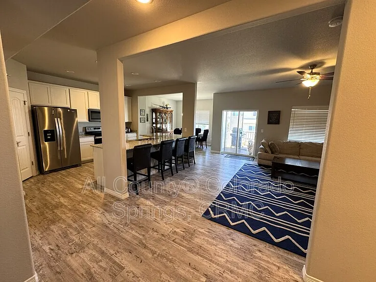 10451 Wrangell Cir — Photo 3