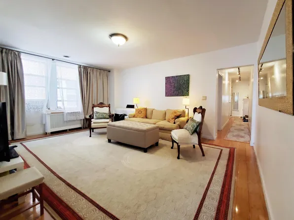 6701 Boulevard APT E6, West New York, NJ 07093