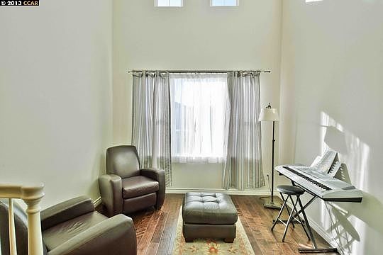 5th image of 236 Gamay Ct