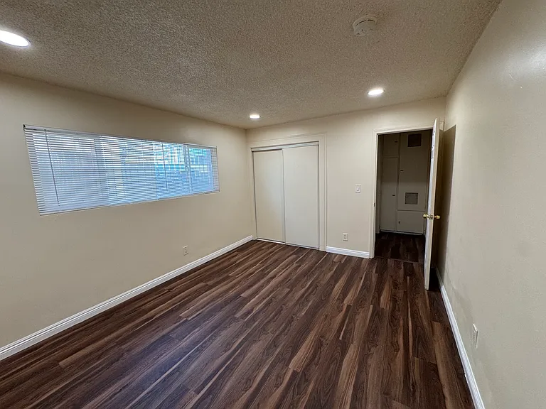 6406 Brynhurst Ave — Photo 9