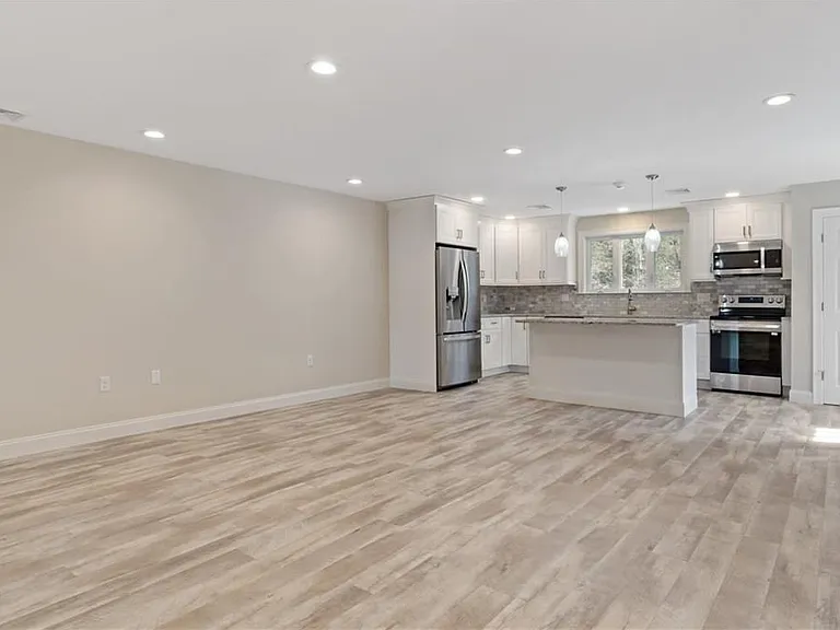 595 Saint Paul St #1 — Photo 7