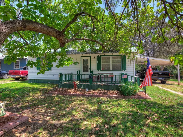 329 S Dunbar Ln, Emory, TX 75440