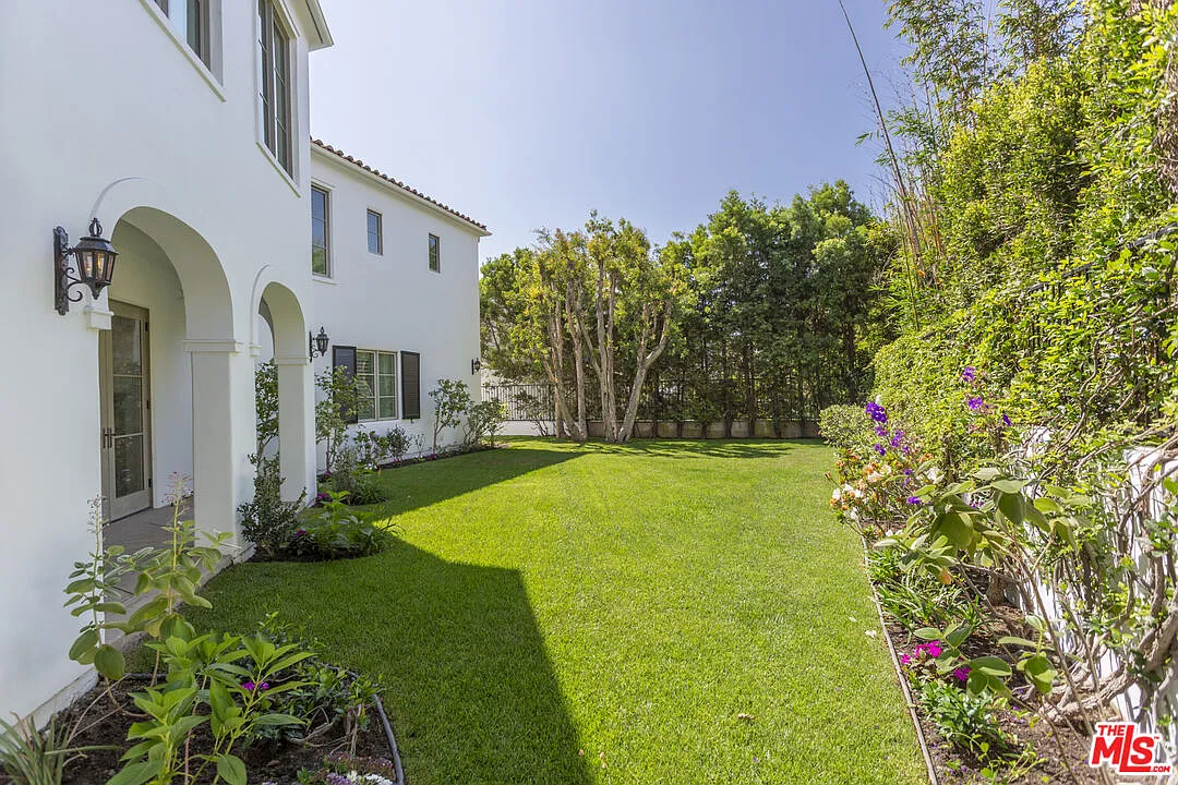 5 bed, 6.0 bath, 4284 sqft, $25,000 — Photo 2