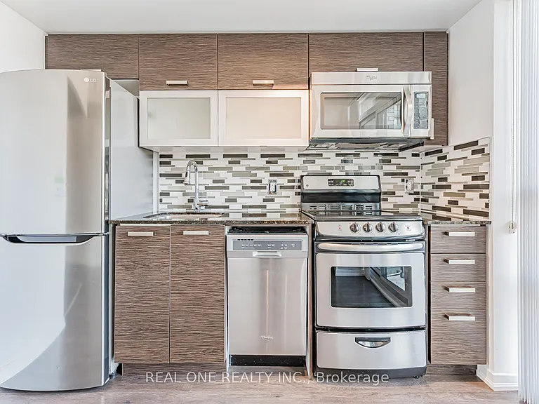 68 Abell St #846 — Photo 9