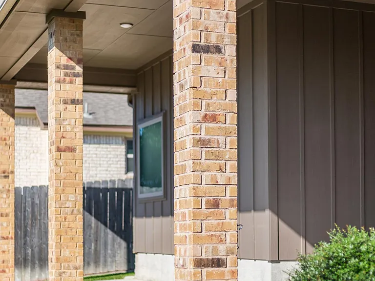 1657 Lacy Ridge Dr — Photo 32