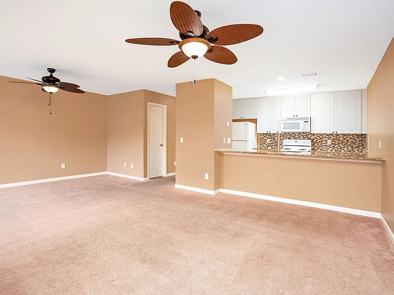2428 E University Dr #103 — Photo 11