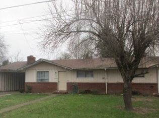 1070 Dunn Ct, Woodburn, OR