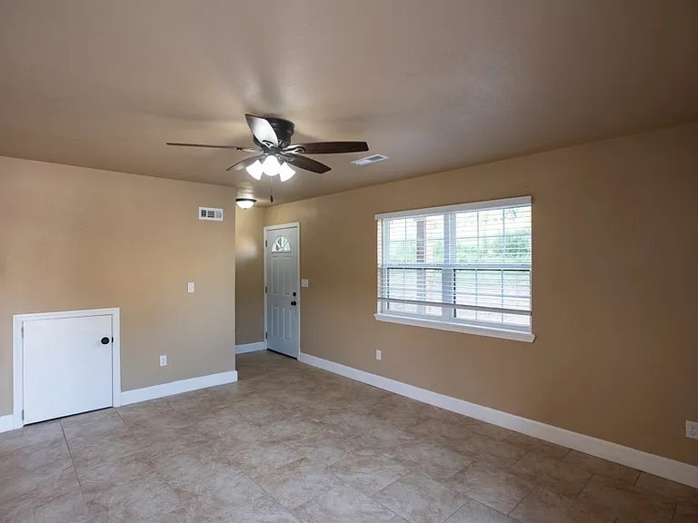 253 Ecology Dr — Photo 12