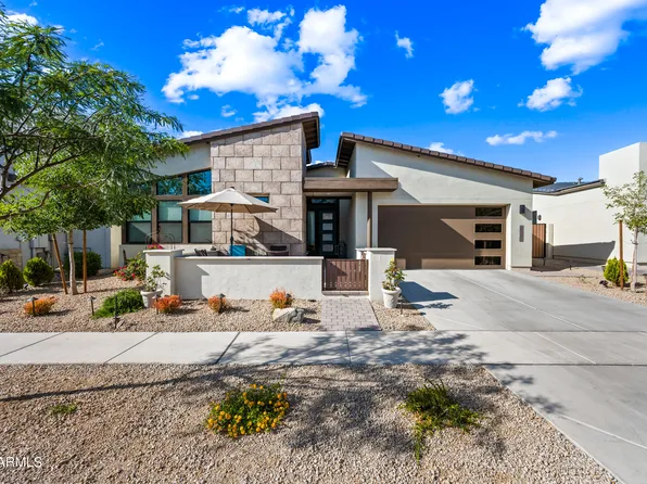 830 E BUIST Avenue, Phoenix, AZ 85042