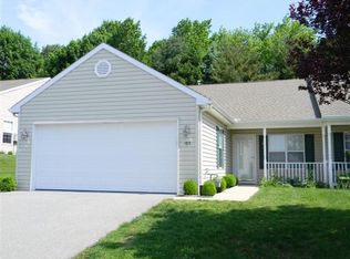 186 Winners Circle Dr, Red Lion, PA 17356