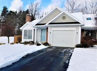 68 Genesee View Trl, Rochester, NY 14623