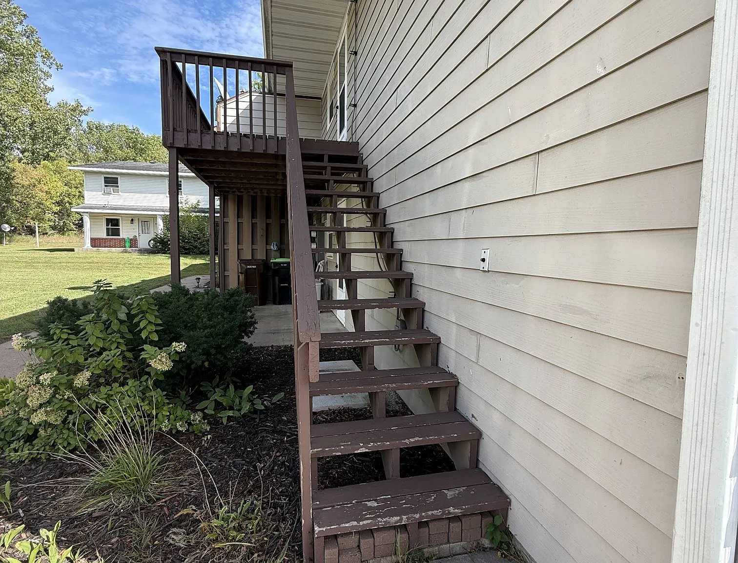 3226 Oak Knoll Drive - 4 — Photo 3
