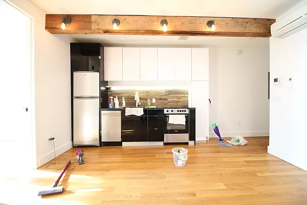 Rented by Flight of Fancy Realty Group | media 15