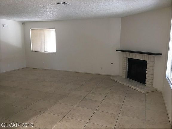 5th image of 1480 Tamareno Cir Unit 26