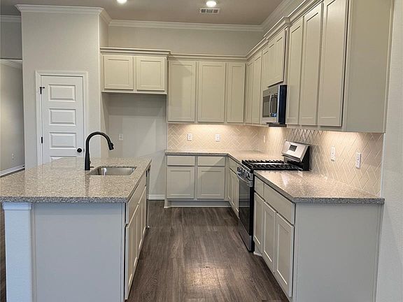 4th image of 6308 Raleigh Loop