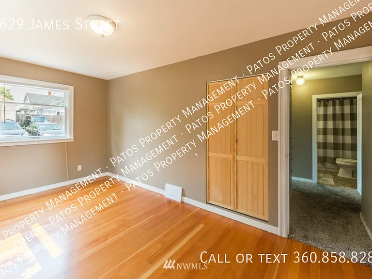 1629 James St — Photo 7