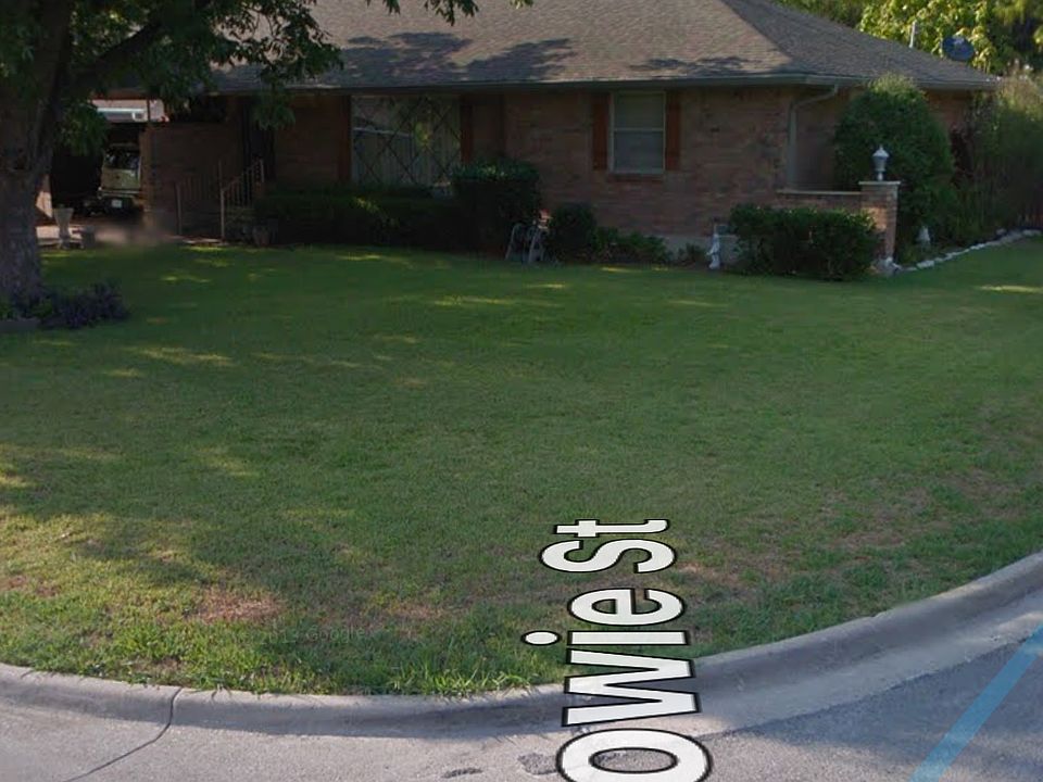 2nd image of 505 Peterson St