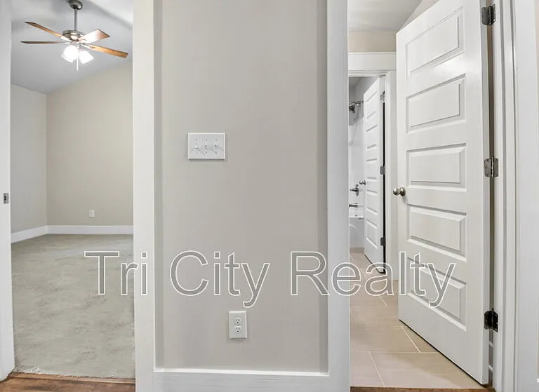 6230 Gordon Rd — Photo 53