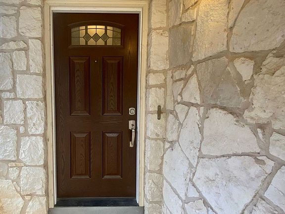 2nd image of 13726 Winston Oaks