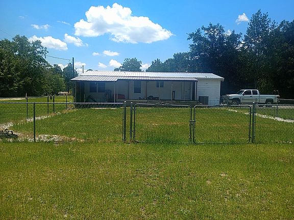 4th image of 1025 Ben Kyzer Dr