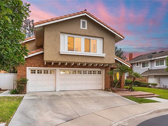 2nd image of 2026 Lexington Dr