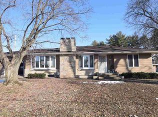 1633 E Main St, Clintonville, WI 54929