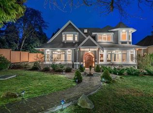 834 17th St, West Vancouver, BC