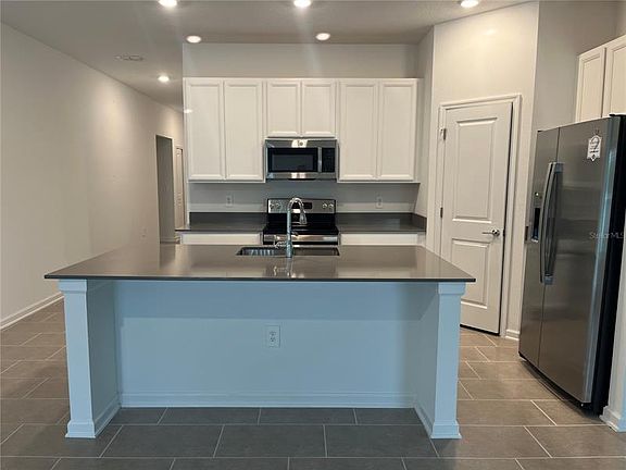 4th image of 1238 Fury St