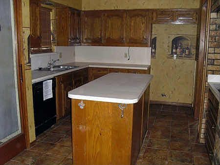 2nd image of 1811 Timberline Ct