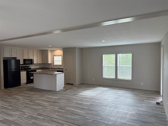 4th image of 358 Reast Rd