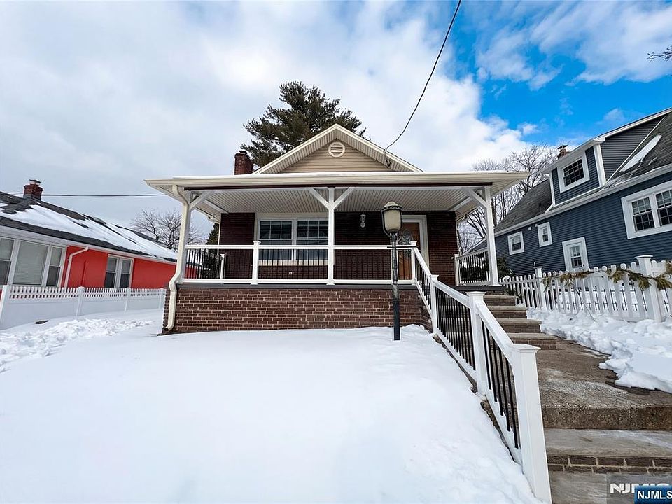 1st image of 106 Hendel Ave