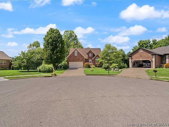 4th image of 8517 Plum Tree Court