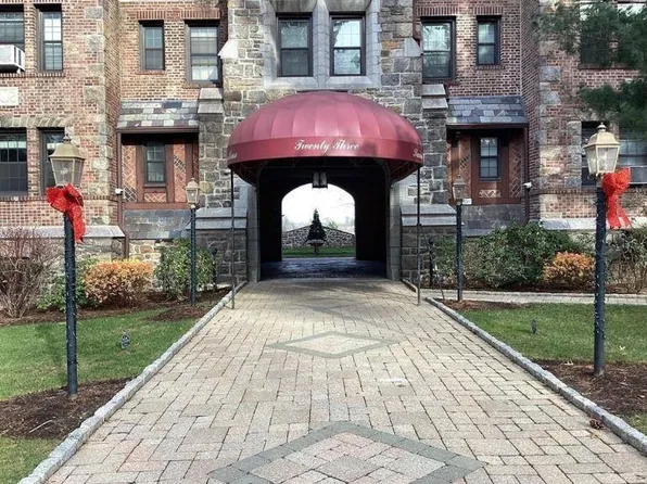 23 Old Mamaroneck Road #1Q, White Plains, NY 10605