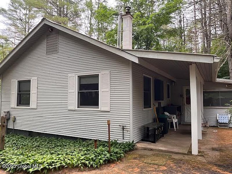 4th image of 347 Landon Hill Road