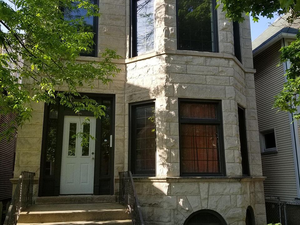 1st image of 1903 W Belle Plaine Ave